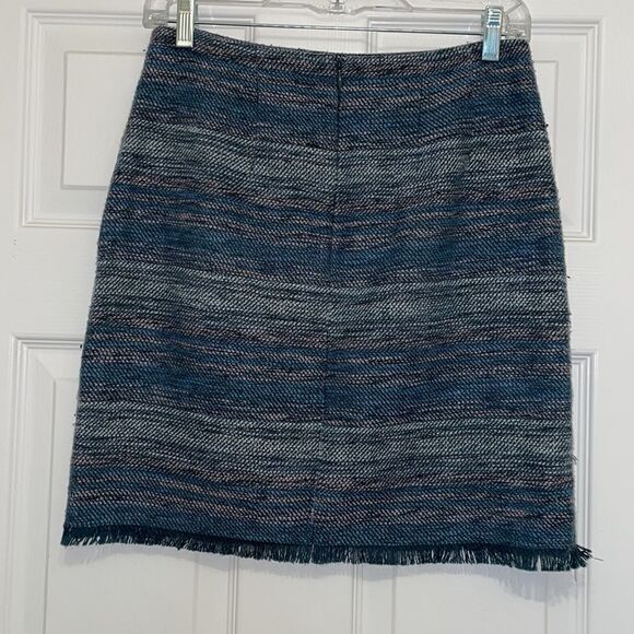 ✨Ann Taylor Loft Blue, Cream & Tan Tweed Mini Skirt - Picture 4 of 8